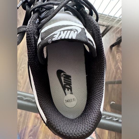 Nike Dunk Panda US 7 W - Picture 5 of 5